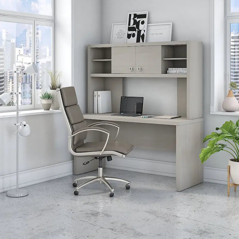 Bureau avec crédence et étagère supérieure