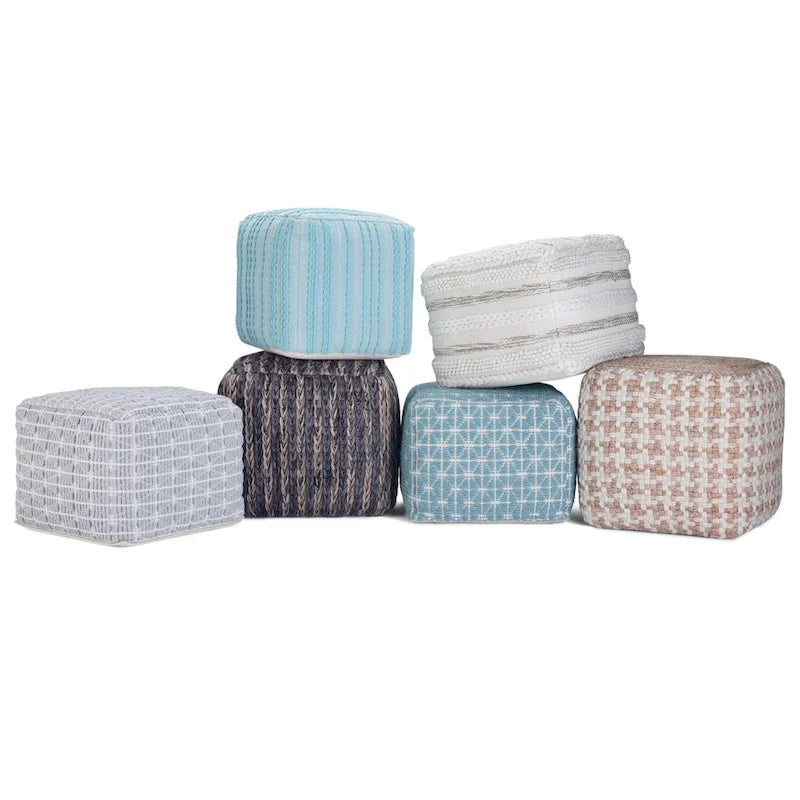 Quadratischer Boho-Pouf mit handgewebtem Muster