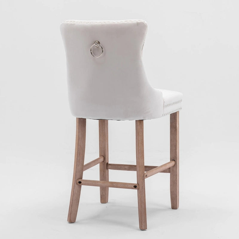 Tabourets de bar rembourrés en velours avec décoration capitonnée à boutons, pieds en bois, garniture de clous chromés, style décontracté
