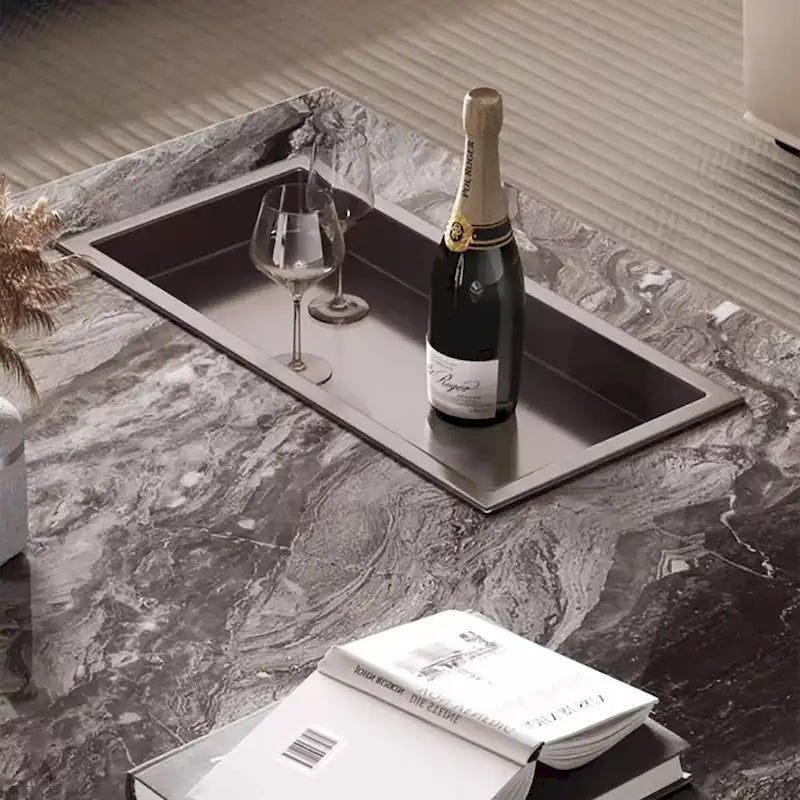 Moderner quadratischer Couchtisch in Marmoroptik, 42, glänzende Tischplatte aus gesintertem Stein