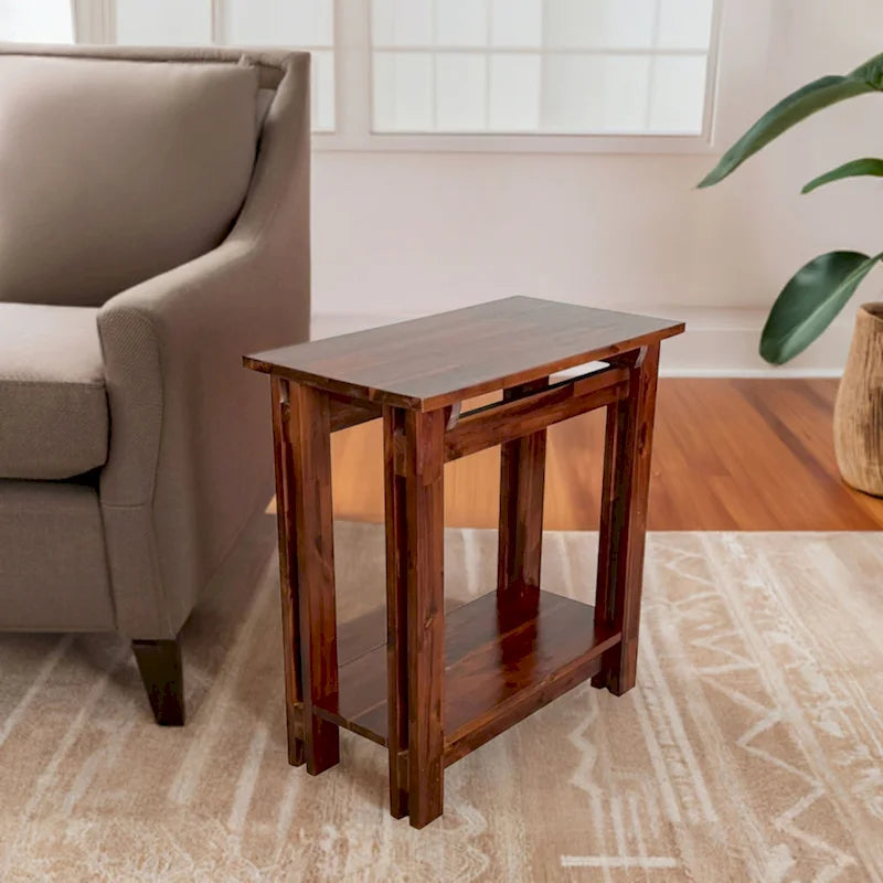 Table architecturale pour fauteuil inclinable en bois d’acacia avec étagère